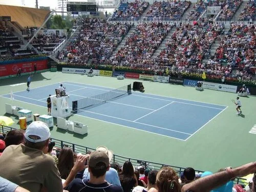 Le court et les tribunes du Dubai Tennis Stadium. Vue d’archive.