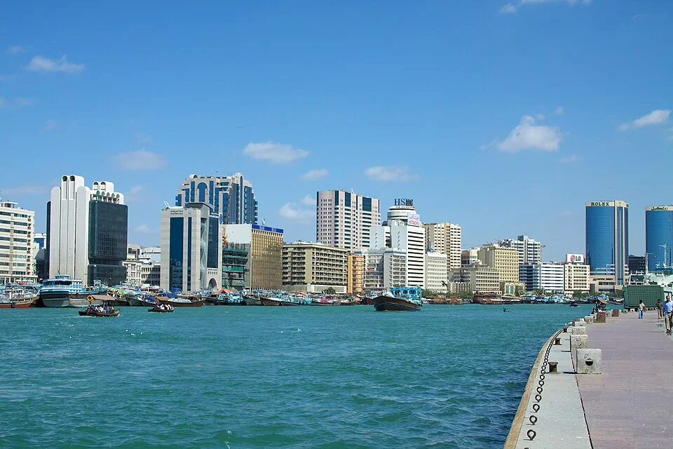 Dubai Creek visto desde Bur Dubai, 2010