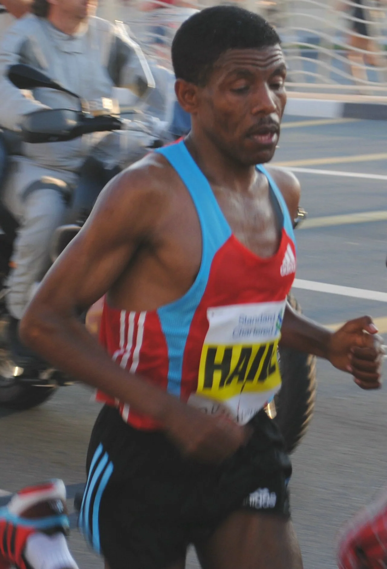 Haile Gebrselassie au Dubai Marathon 2010. Gros plan.