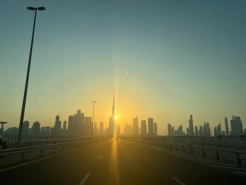 Der Burj Khalifa bei Sonnenuntergang, 2024