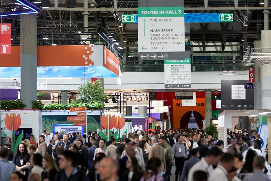 Ausstellungshalle der Smart City Expo; Archiv der Ausgabe 2025.