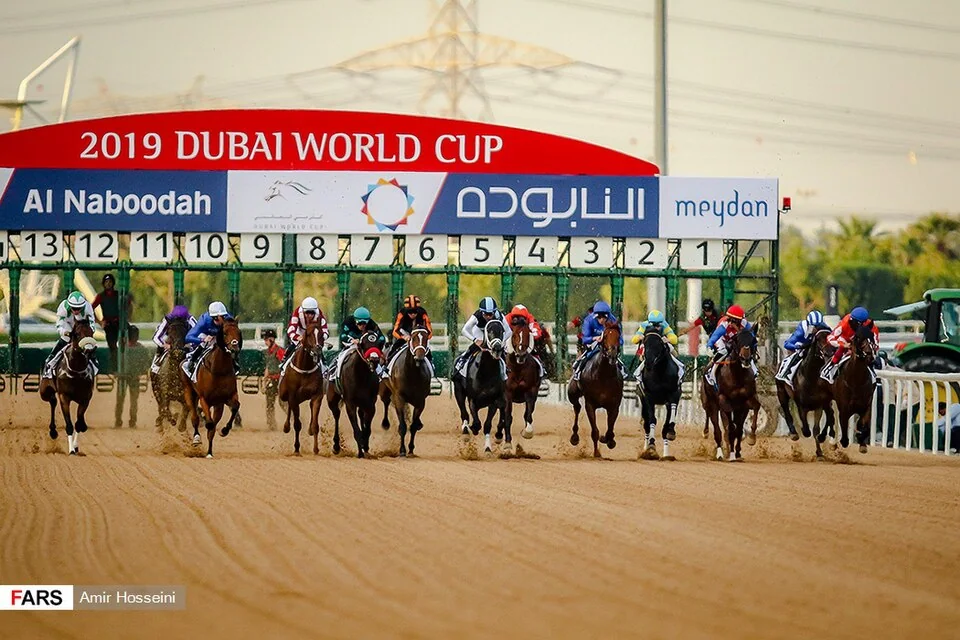 Der Start eines Rennens beim Dubai World Cup 2019.