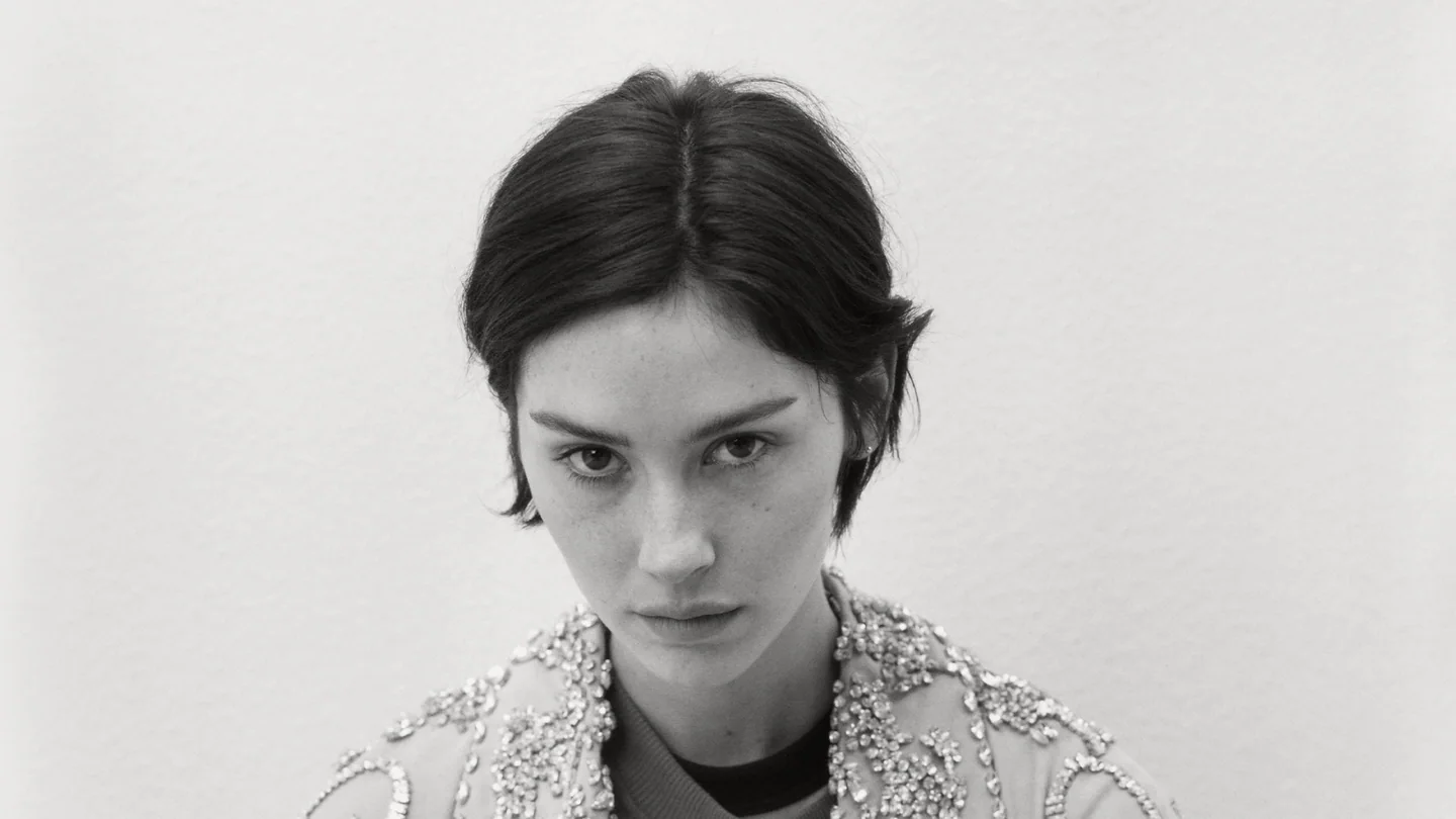 Gracie Abrams promotional photograph from the Live Nation concert page.